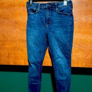Universal Thread High Rise Skinny Jeans